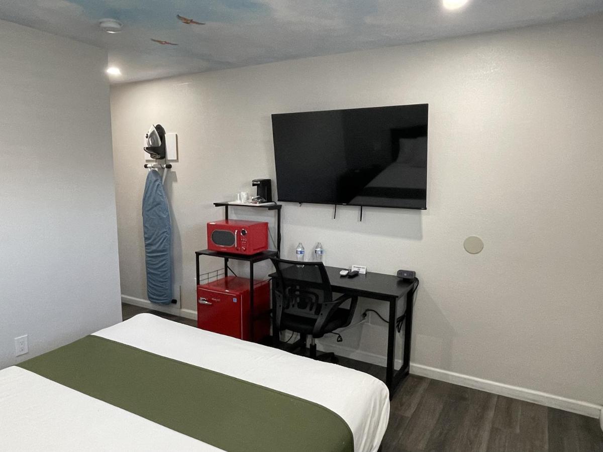 Fontana Inn Ngoại thất bức ảnh